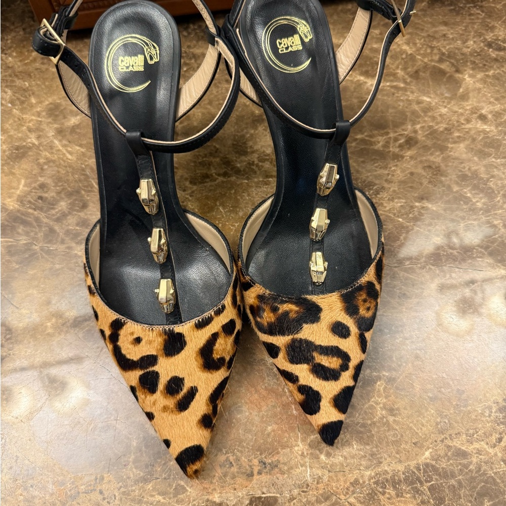 Roberto Cavalli Leopard Print Heels in Black and Brown